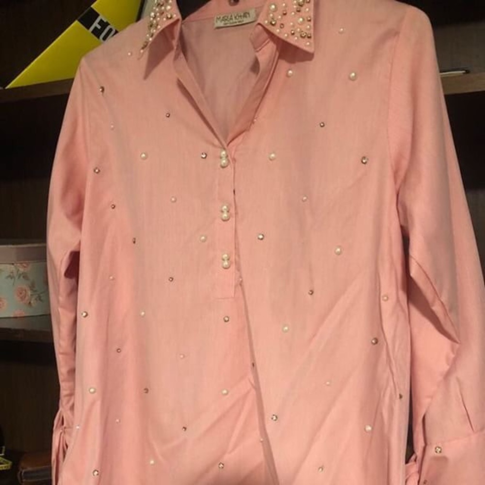 short shirt - Picture 2 of 2